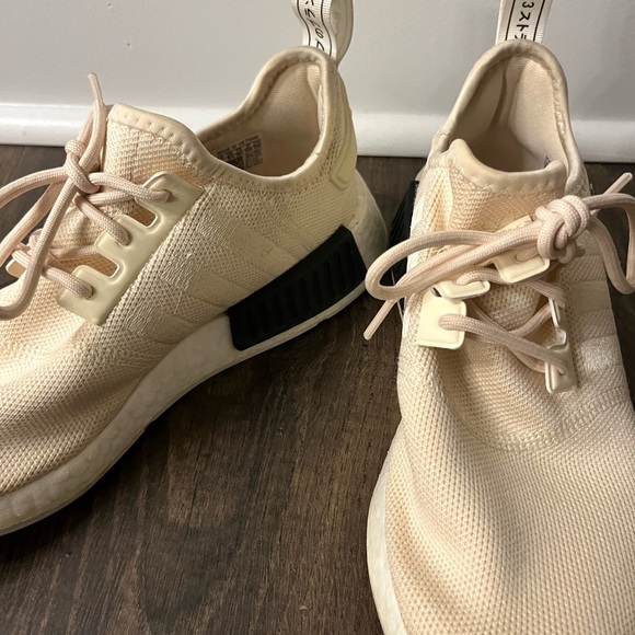 ADIDAS - NMD R1 Ecru Tint Beige Sneakers - US Men’s Size 6 / US Women’s Size 7.5 - Picture 4 of 7